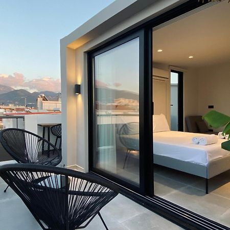Hyperion Penthouse Lejlighed Patras Eksteriør billede